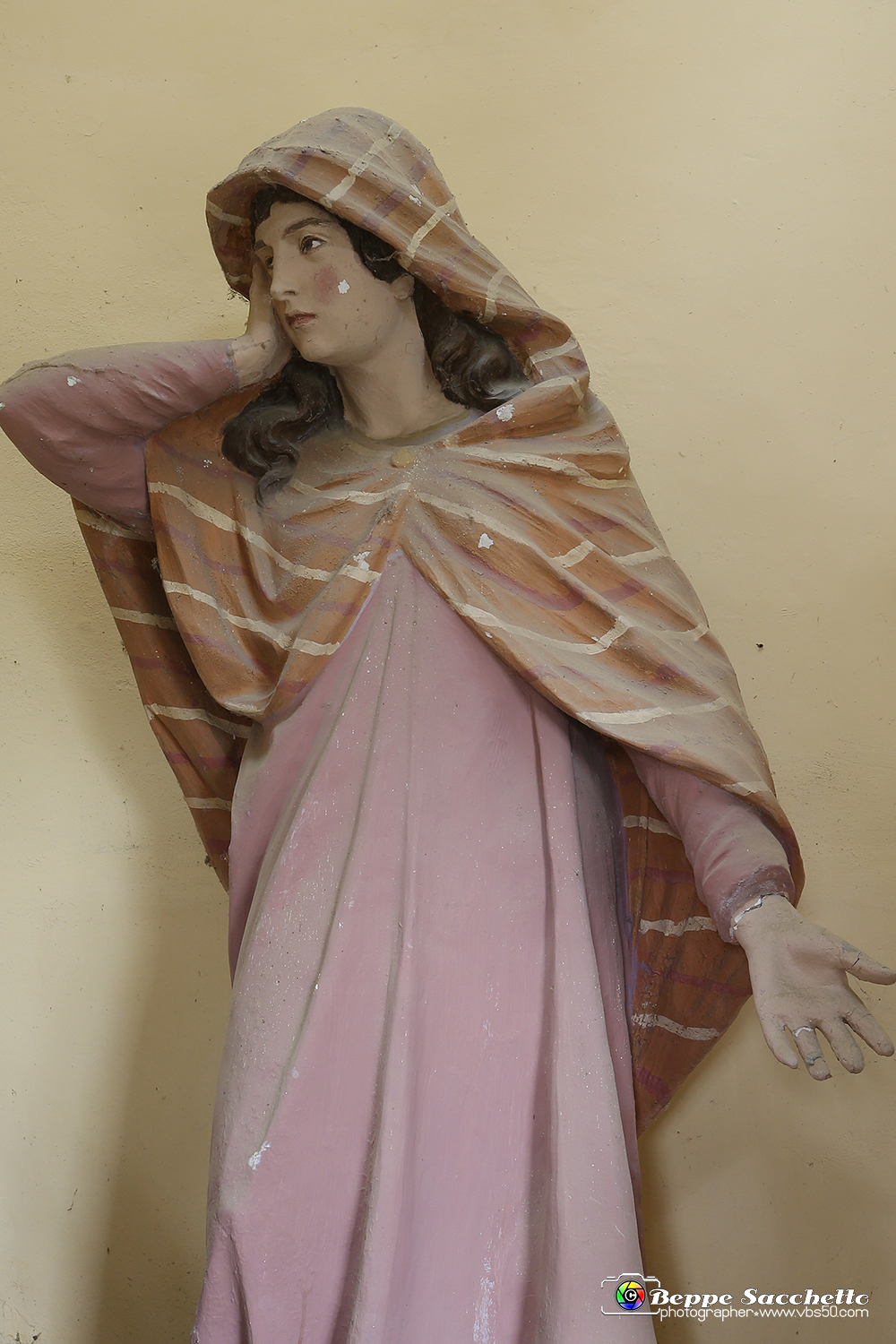 VBS_6800 - I Piloni della Via Crucis del Sacro Monte di Montà d'Alba.jpg